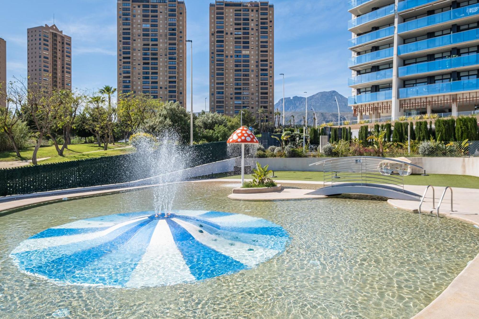 Sunset Drive Resort Apartment 4-8 Poniente Beach Benidorm Exterior photo