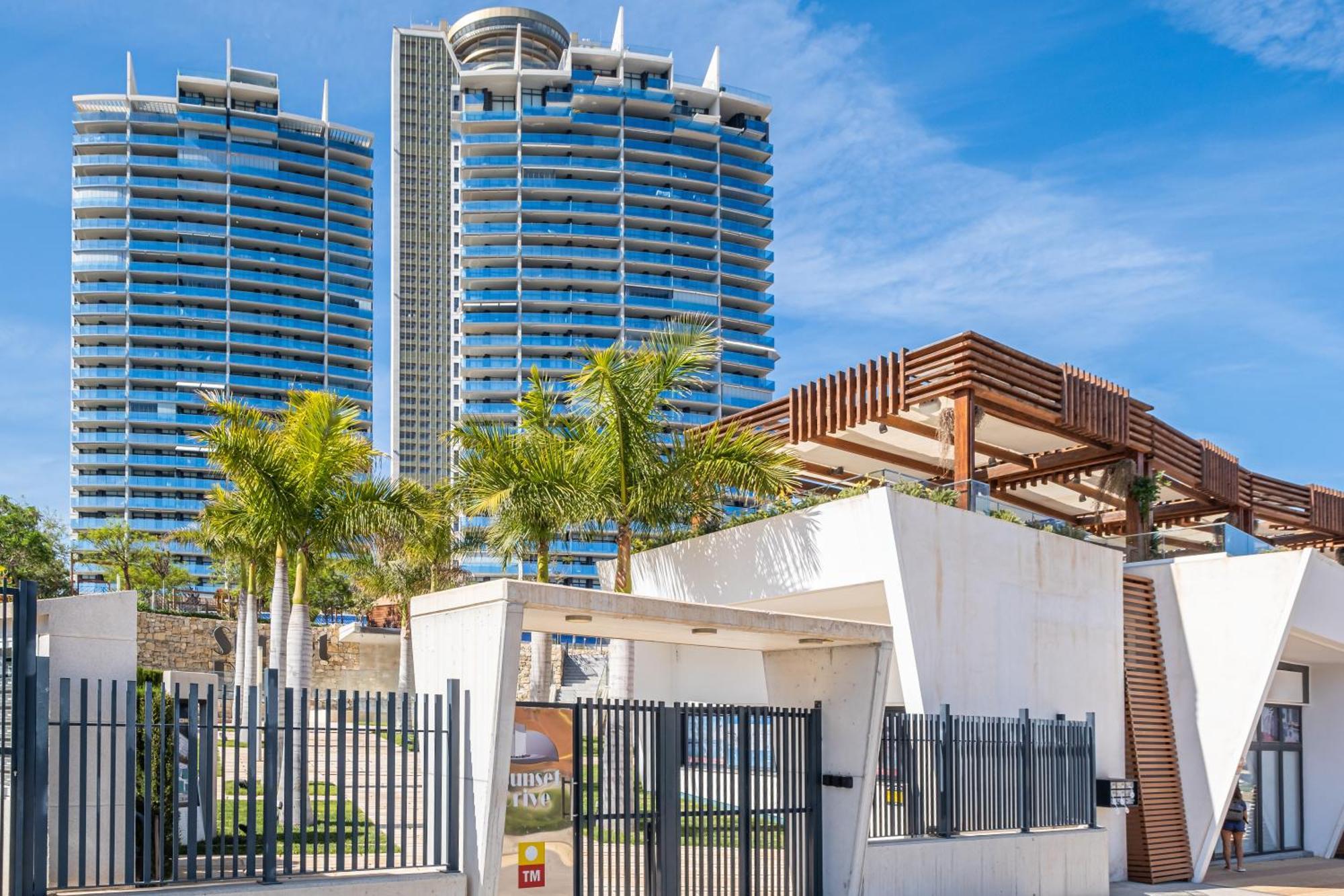 Sunset Drive Resort Apartment 4-8 Poniente Beach Benidorm Exterior photo